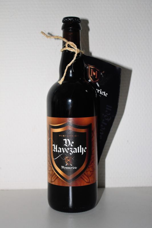 [425] Een grote fles De Havezathe winterbier van bierbrouwerij Mommeriete