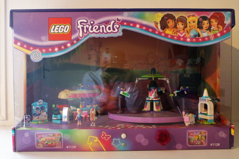 [469] Lego Friends display Pretpark